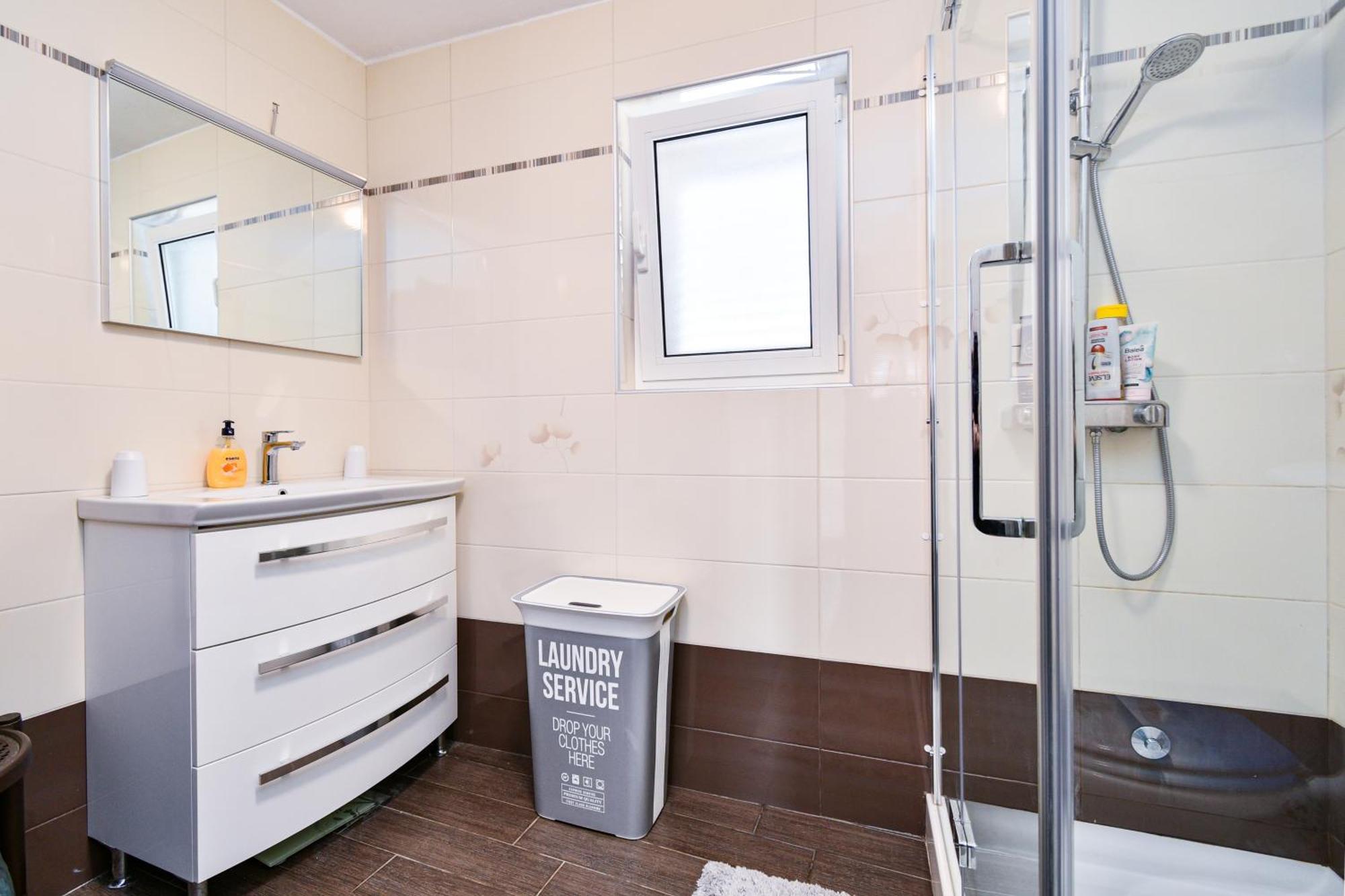 Apartman Lavanda Sa Bazenom I Okucnicom 4* Hreljin Екстер'єр фото