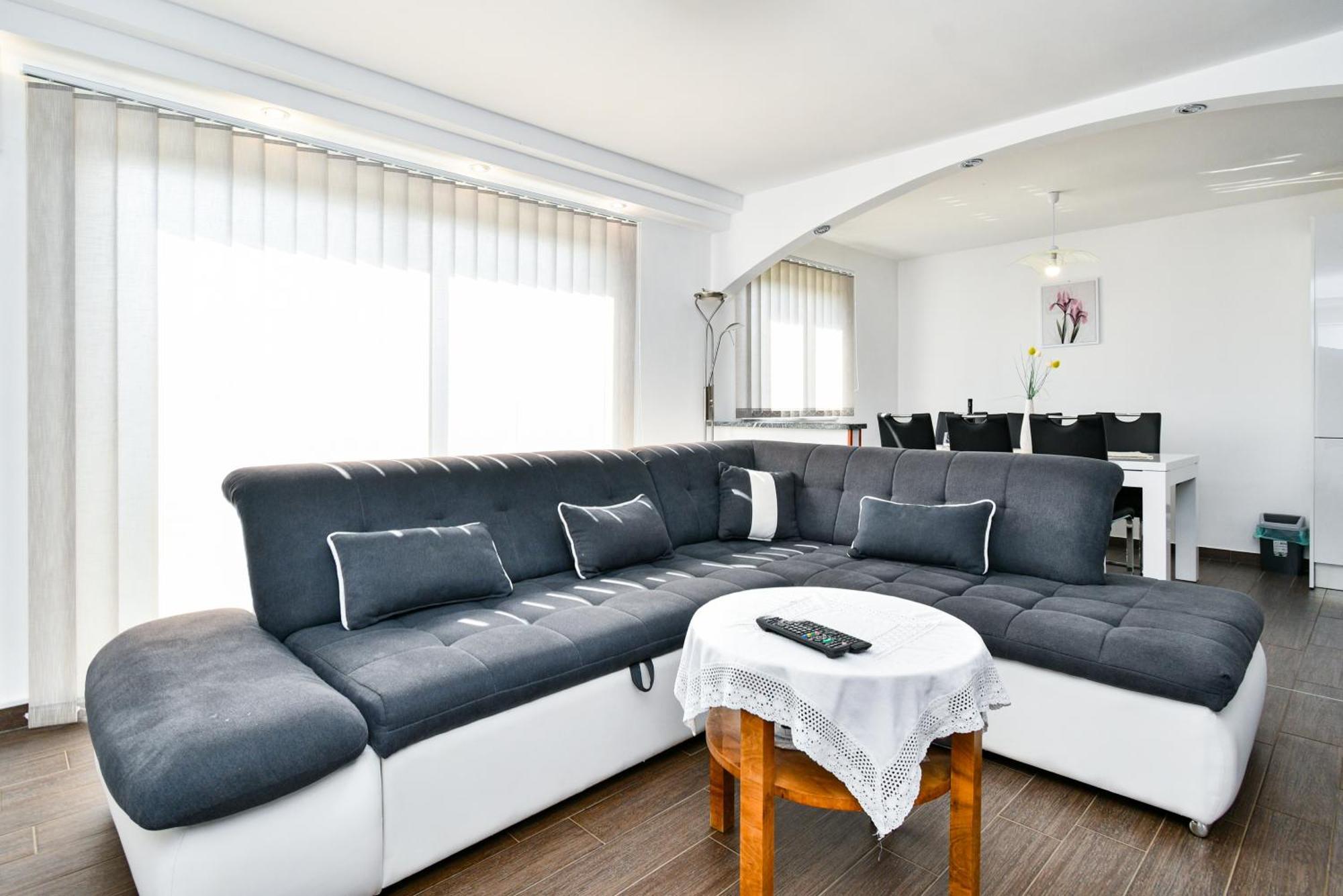 Apartman Lavanda Sa Bazenom I Okucnicom 4* Hreljin Екстер'єр фото